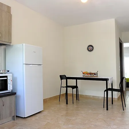 Appartement Rodon Loutra à Agia Paraskevi  Extérieur photo