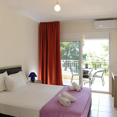 Appartement Rodon Loutra à Agia Paraskevi  Extérieur photo