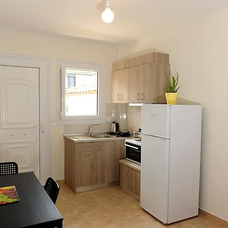 Appartement Rodon Loutra à Agia Paraskevi  Extérieur photo